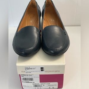 Naturalizer Saban Lea Navy Leather flats, New w/box